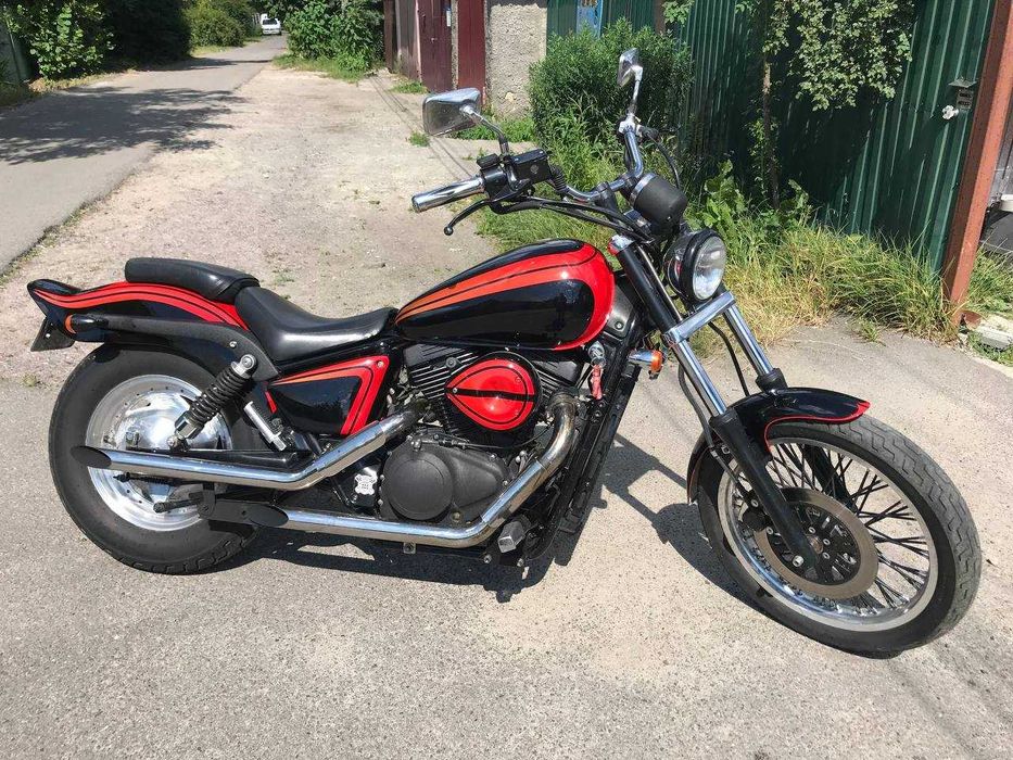 Suzuki desperado vz400