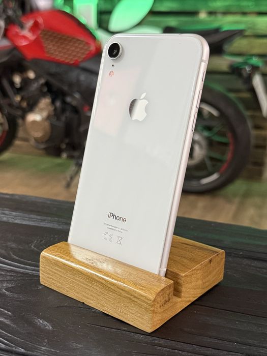 iPhone XR 64 GB Trade in