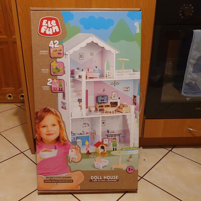 Drewniany domek dla lalek Duży piętrowy mebelki