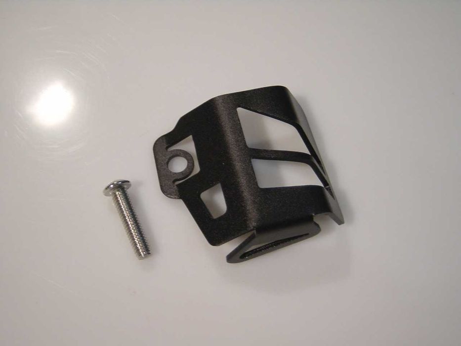 Proteção do reservatório de líquido travão MT, FZ, XSR