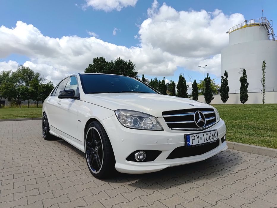 Mercedes C-klasa W204 pakiet  AMG, stan idealny