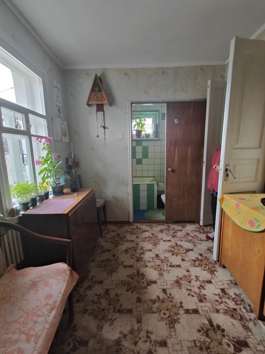 Сдам комнату в доме . Залютино. Оплата 2500 грн.