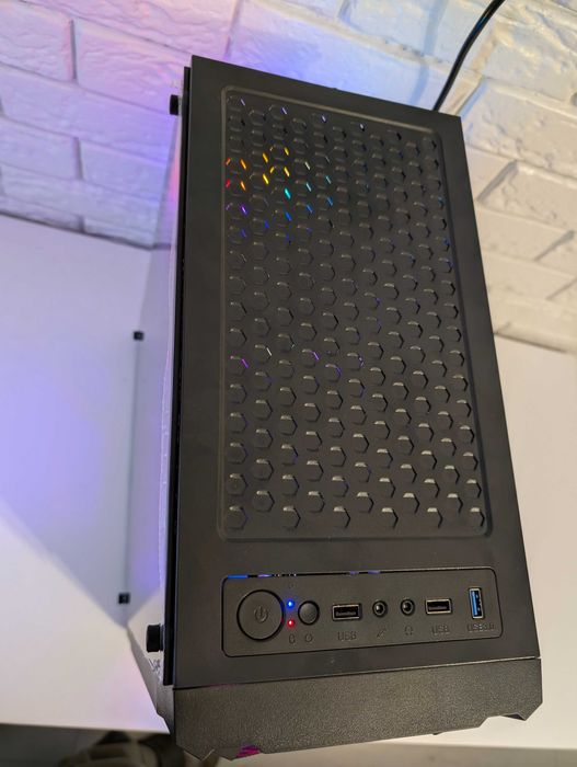 Ігровий ПК RX Gigabyte Aorus 570 4 GB / i5 / Ram16 gb / SSD /Win 11Pro