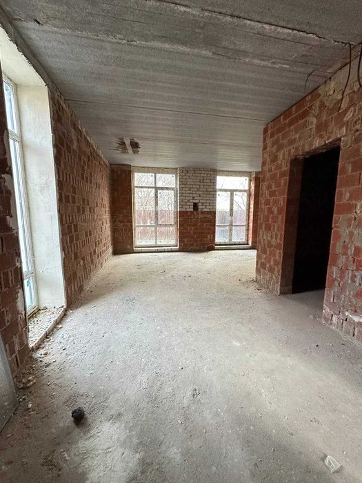 Таунхаус 112 м² з горищем і каміном.Центральні комунікації,топ-локація