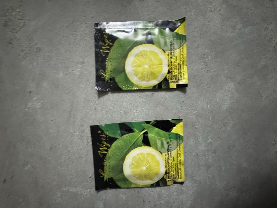 Refreshing Wipes510772701488762883
