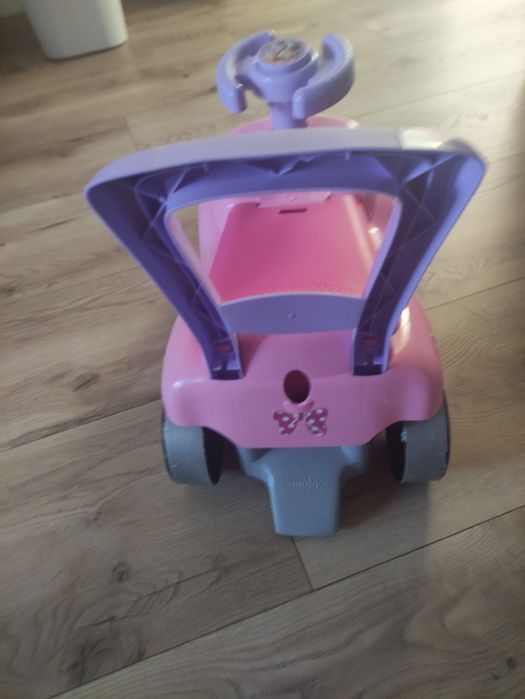 Jeździk autko pchacz