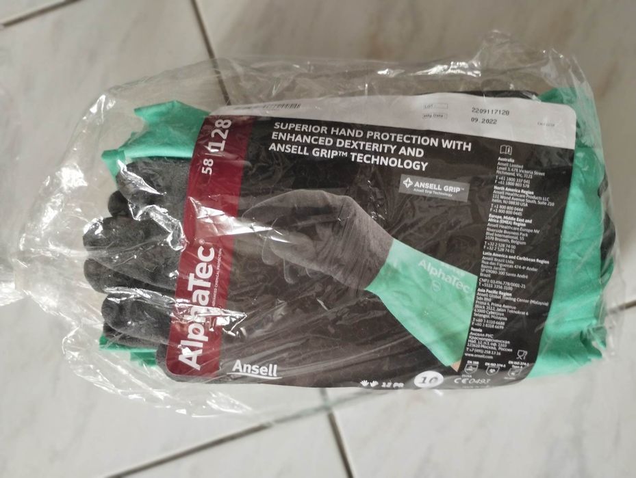 Nowe Rękawice chroniące przed substancjami chemicznymi Alphatec