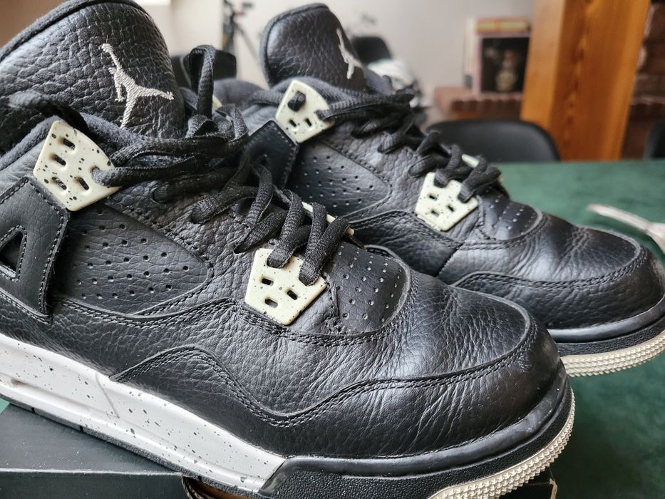 Nike Air Jordan 4 Retro NG