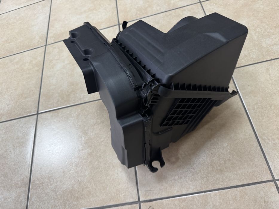 Корпус повітряного фільтра Elantra CN7
