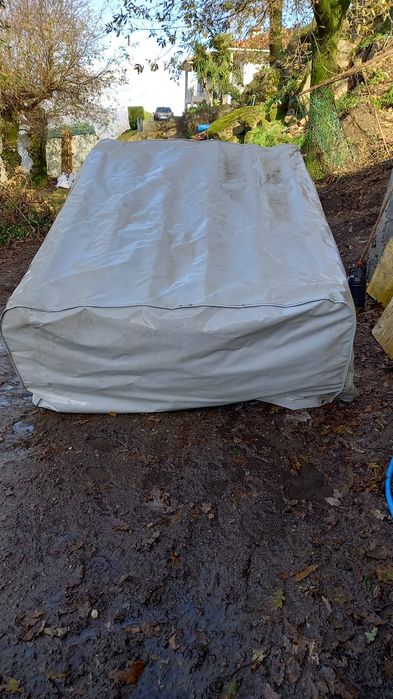 Cobertura, Estrado ou grelha de carrinha