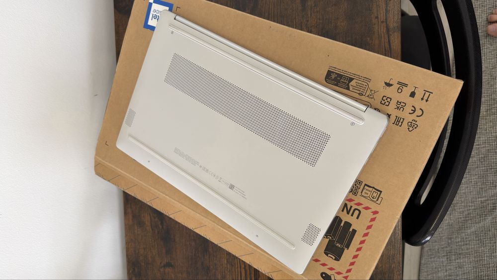 HP Laptop 15-fd0009np – i7 / 16GB RAM / 512GB SSD