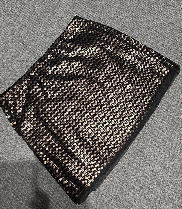 Святкова спідниця в блискітках