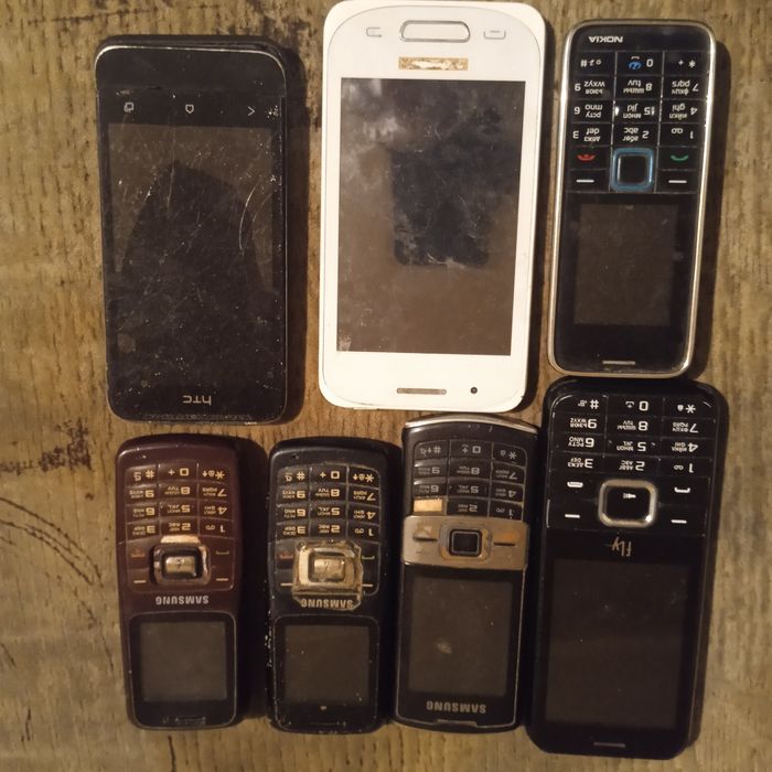 Телефоны на запчасти