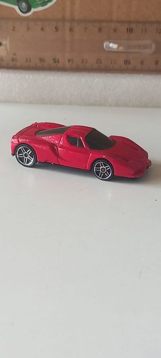 Enzo ferrari hot wheels