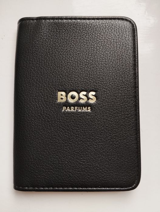BOSS etui okładka na paszport karty dokumenty NOWA