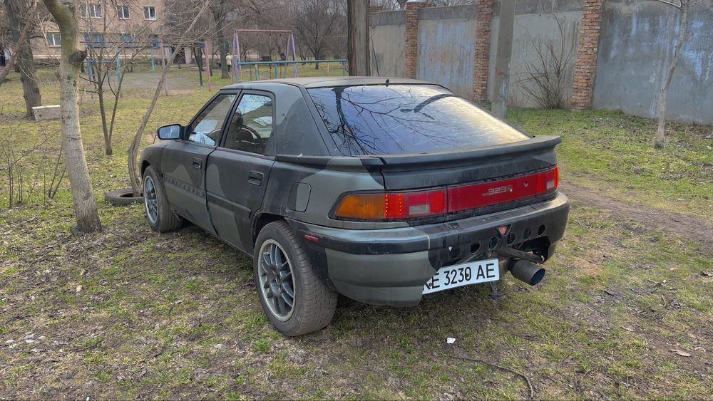 Mazda 323 1,8 dohc