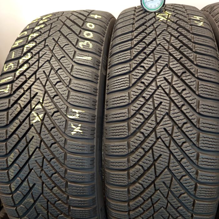 215/45R20 Pirelli Winter 2 Cinturato