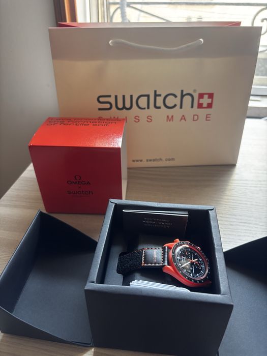 Годинник Omega x Swatch Moonwatch Lava