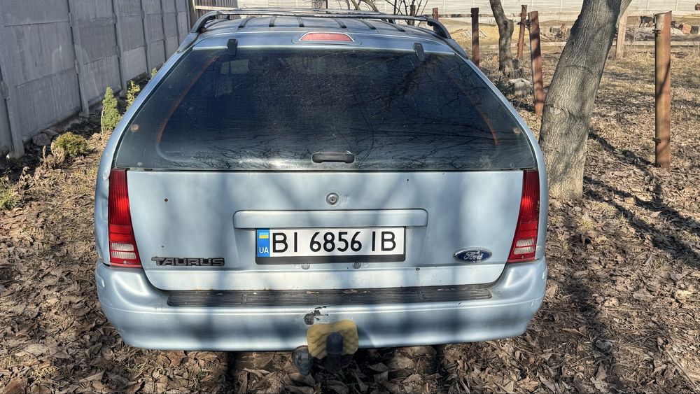 Продам Ford Taurus