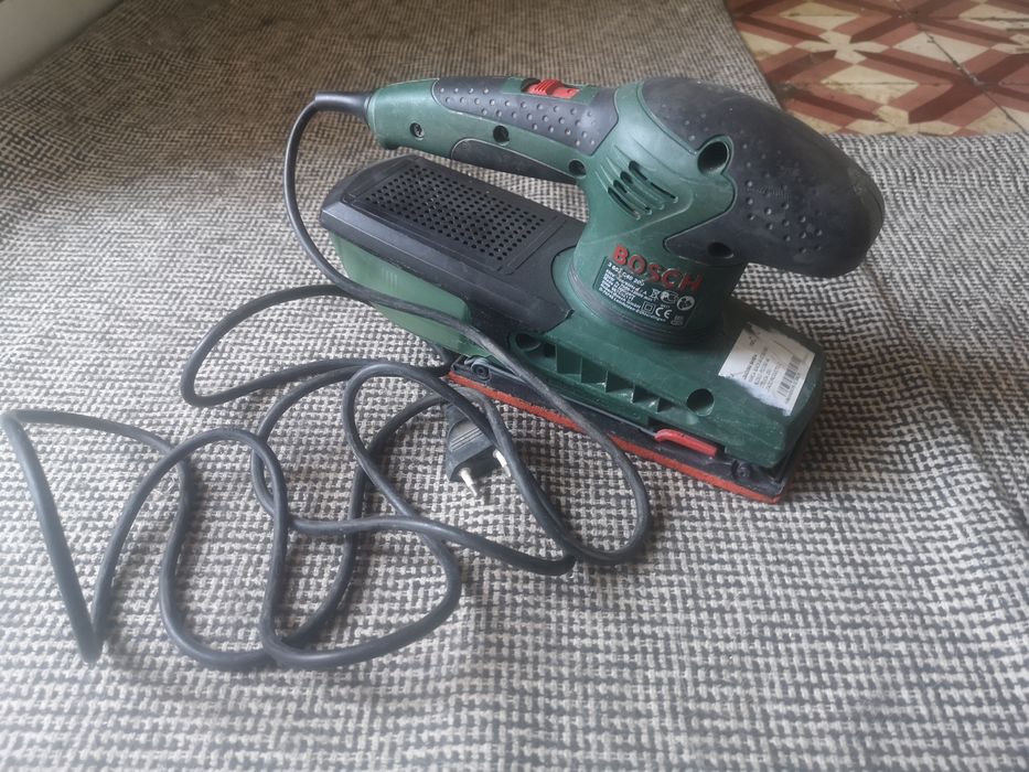 Lixadora vibratória BOSCH PSS 200 AC