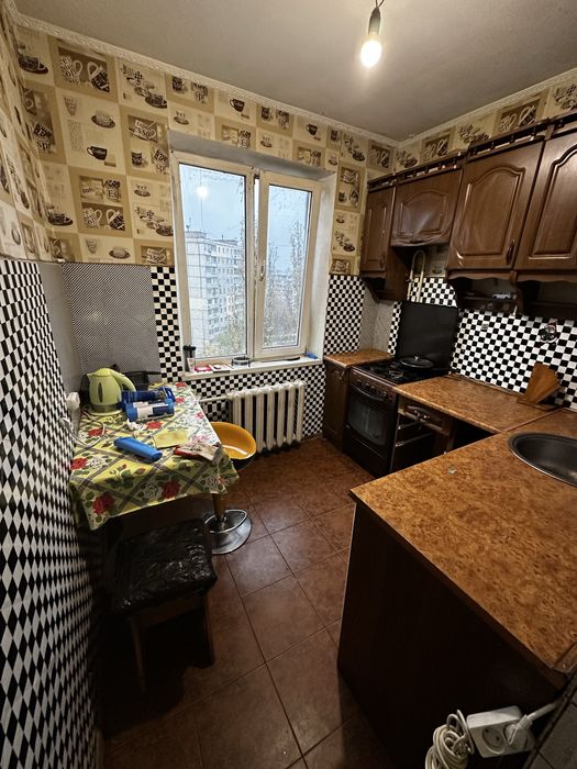 Продаж 2-К кімнатної квартири 45м2 вул. Василя Порика 15