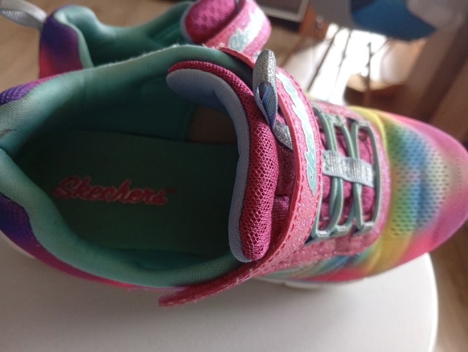 Buty dla dziewczynki