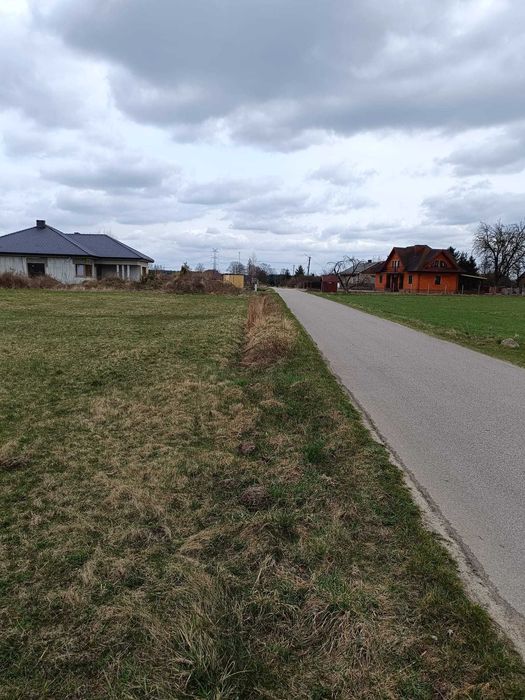 Sprzedam działkę budowlaną 15 arów