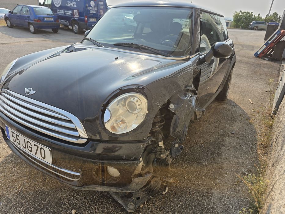 Mini Cooper D Acidentado