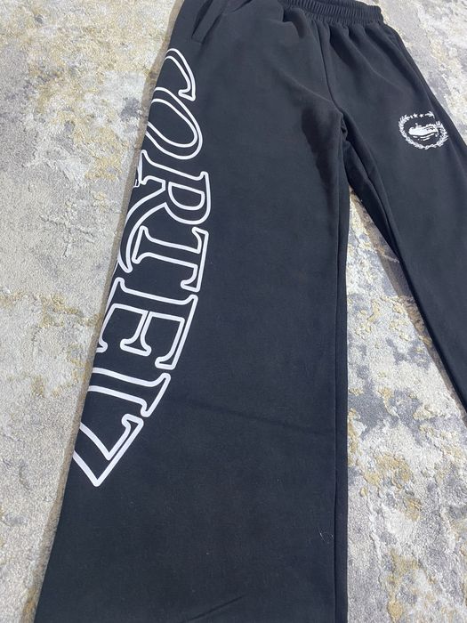 Широкі штани corteiz