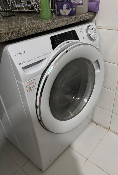 Máquina lavar e secar roupa Candy Row