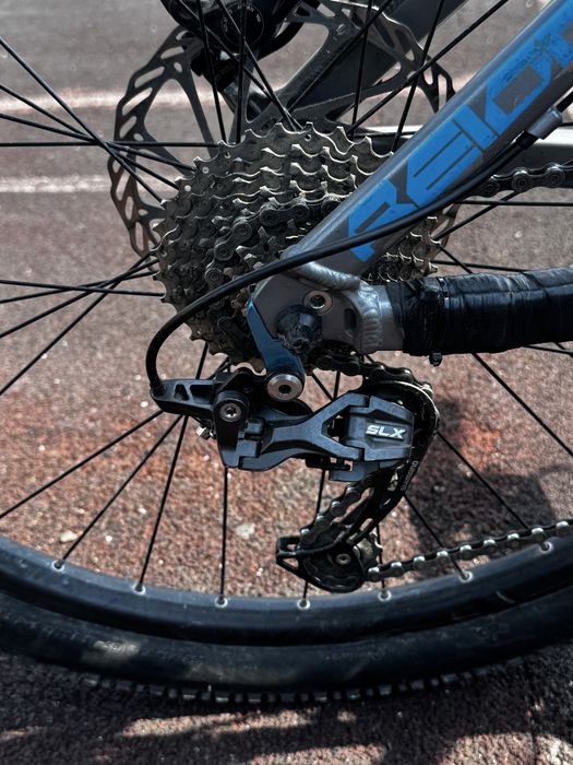 Продам двух подвес Giant reign 2015