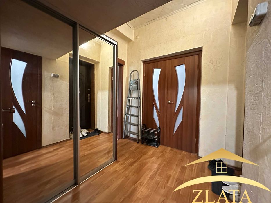 Продаж 2-к квартири БК Кірова