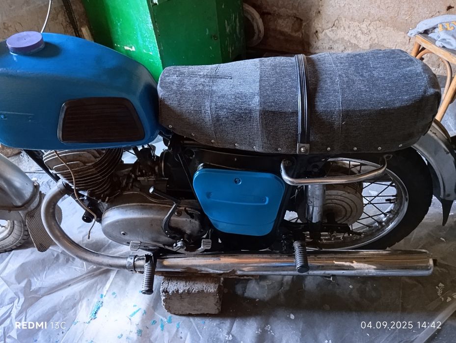 Продам мотоцикл иж планета 3