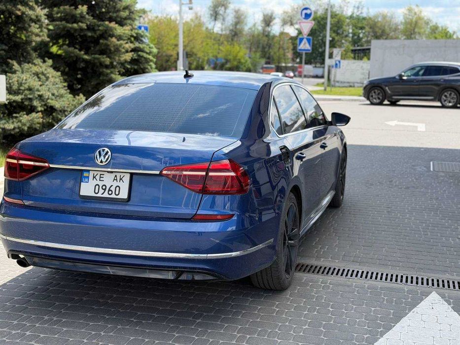 Продам Volkswagen Passat 2017 R-Line