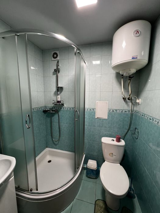 2 км. ВЕЛИКИЙ ВИБІР. По добово. . Центр міста. Жд. Авто вокзали