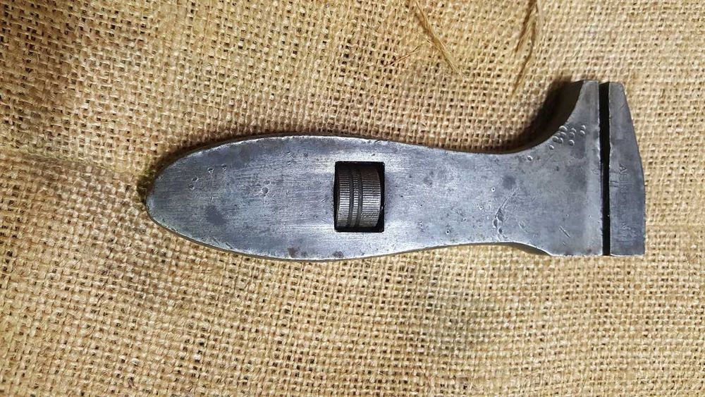 Chave antiga tipo inglesa  - Abingdon Nº 2 - England