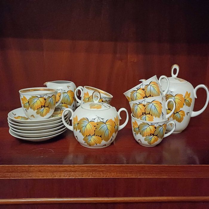 Продам чайный сервиз