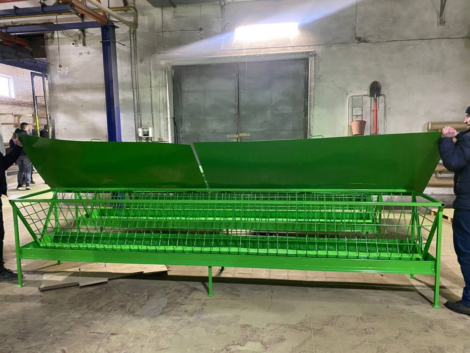 Годівниця(яслі), кормушка для овець,кіз