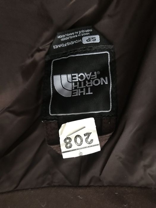 Продам жіночу куртку the north face( s)