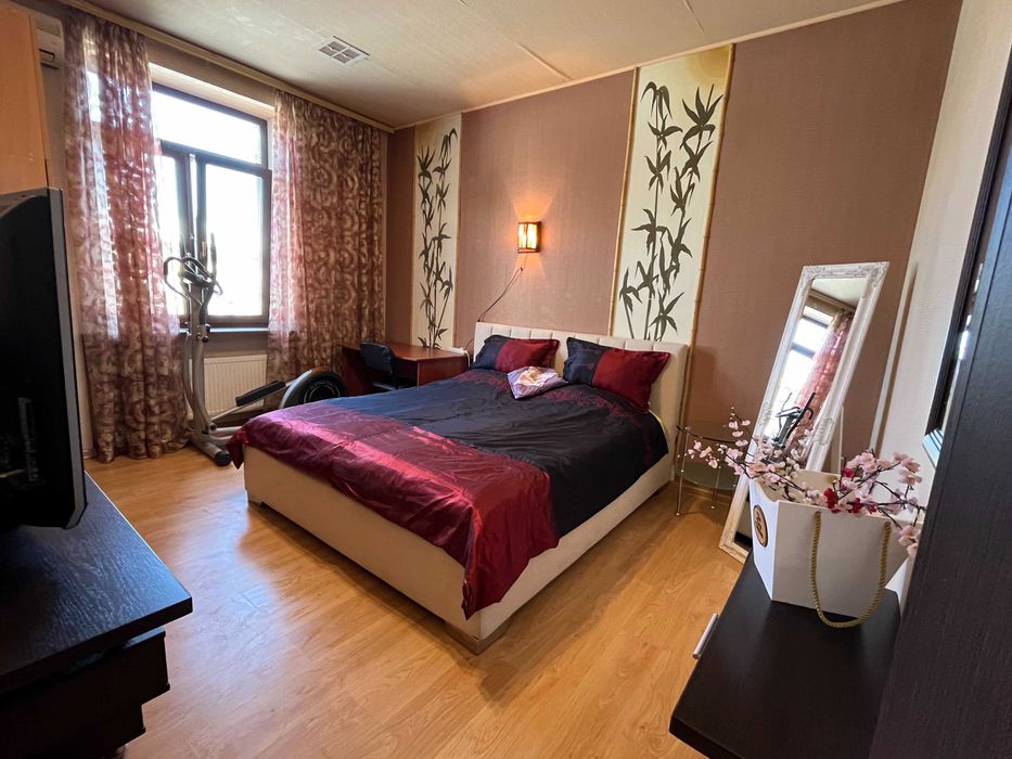 2-кімнатна квартира з джакузі  центр  майдан Конституції