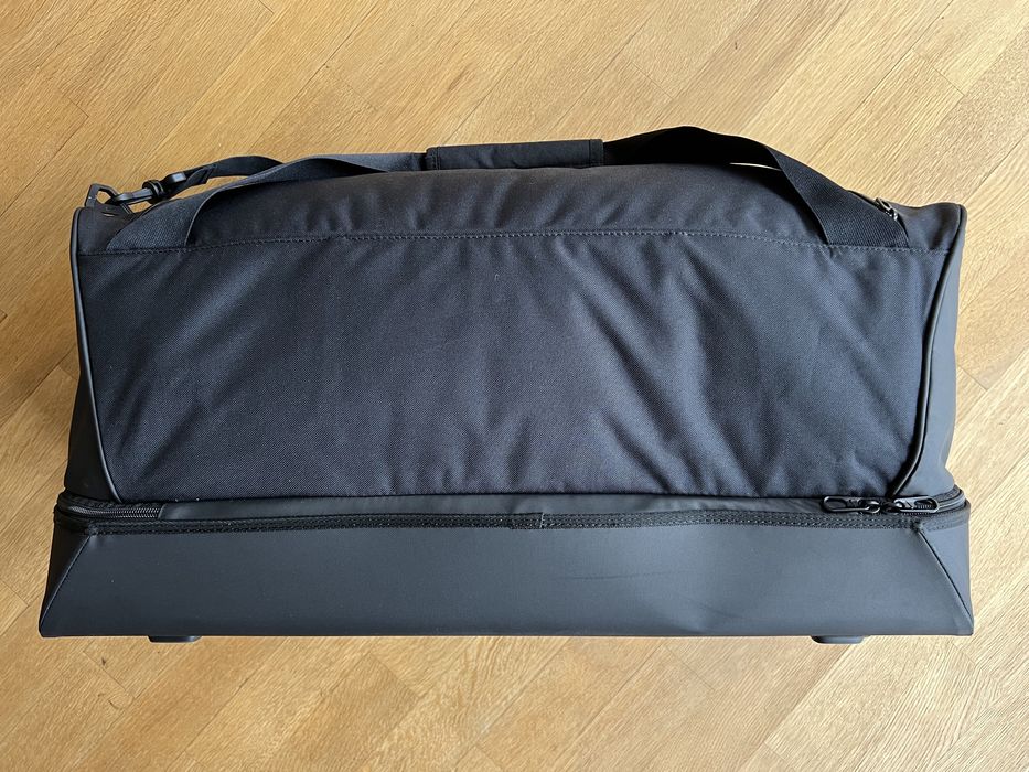 Сумка Nike Academy Team Hardcase 37L