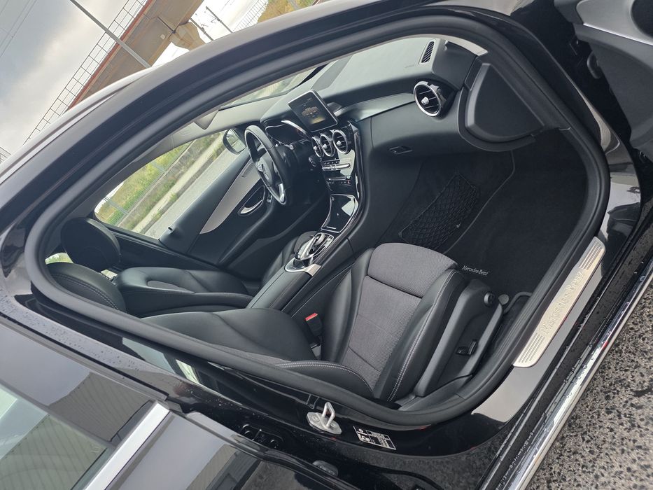 Mercedes Benz C220d Station Avantgarde 9G-TRONIC 4matic 2017