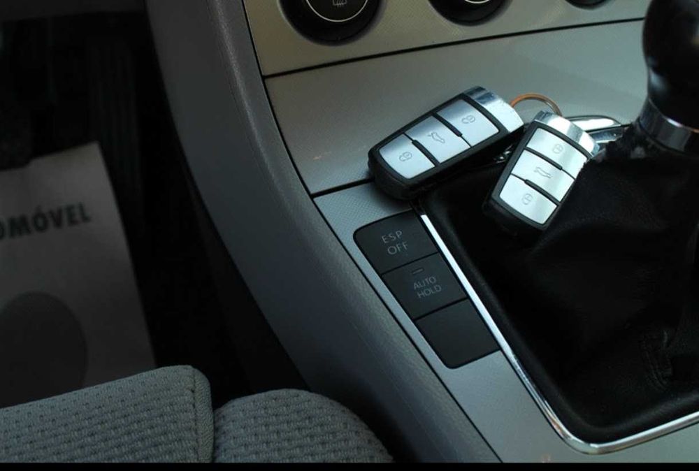 VW Passat 2.0 Tdi Confort Line - IUC ANTIGO