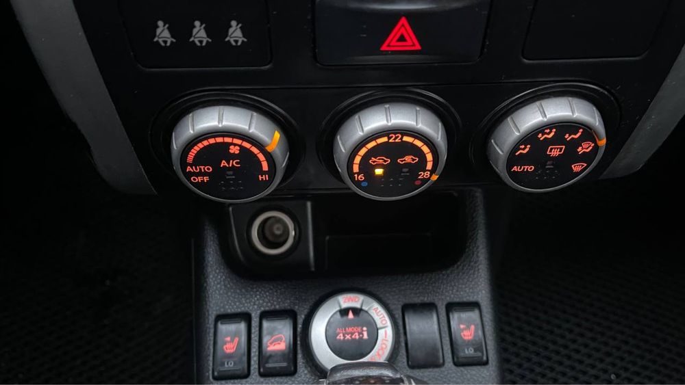 Nissan X-trail 2.0 avtomat 2008р
