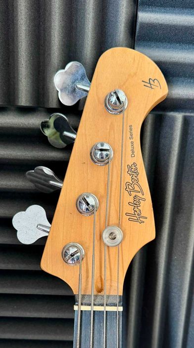 Baixo Harley Benton PJ-4 HTR Deluxe Series