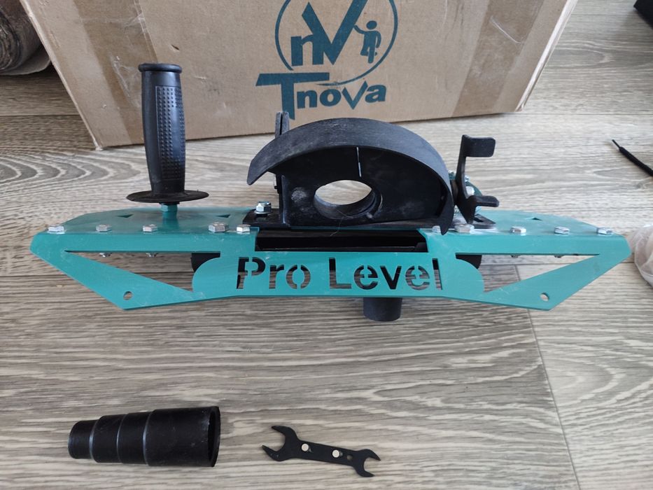 Слайдер для запилювання плитки під 45°