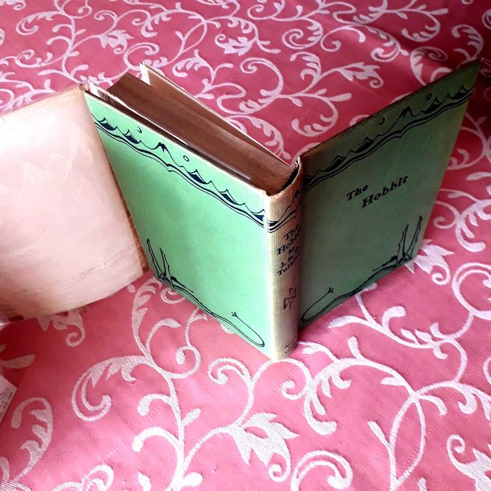 J R R Tolkien - The Hobbit (Allen & Unwin 2nd Ed 10th Imp 1958)   ENG