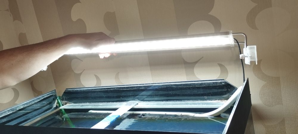 Акваріум б/у на 140 л + лампа