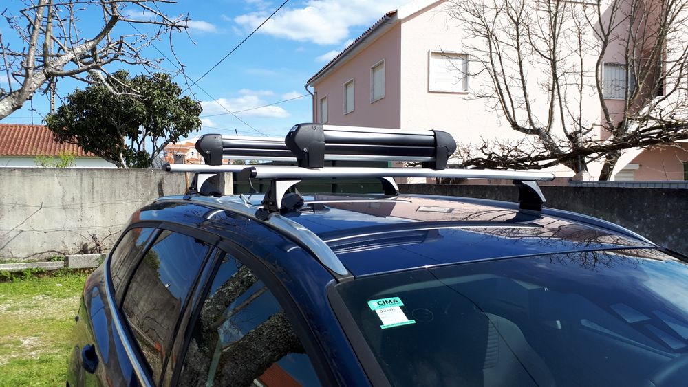 Barras tejadilho e porta skis para Ford Focus