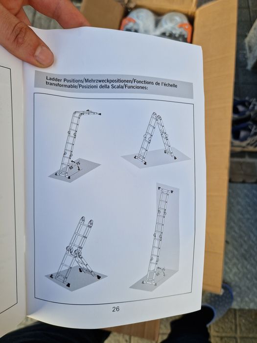 Escada dobrável multifunções